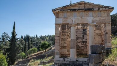 Best Delphi Day Trips From Athens